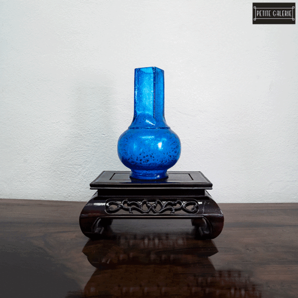 RARE BLUE VASE - Image 2