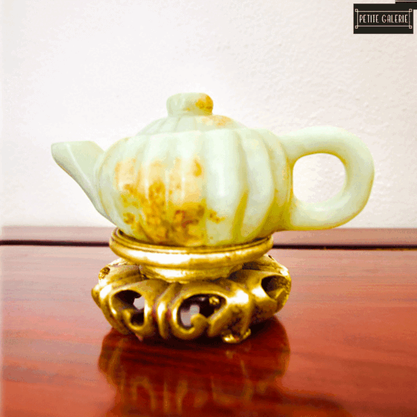 Jade teapot