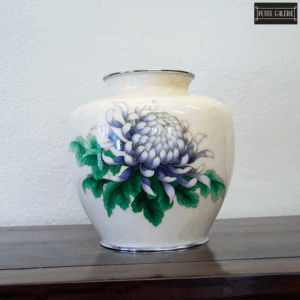 WHITE-VASE-1