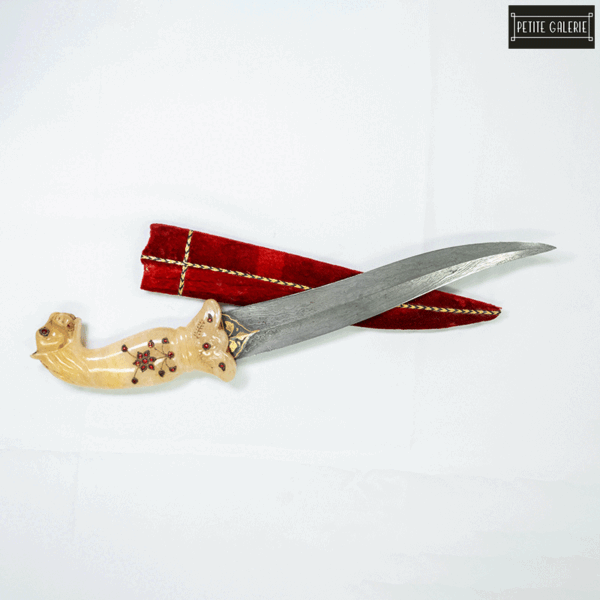 JADE LION DAGGER