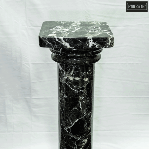 MAGNIFICENT BLACK MARBLE STAND - Image 2